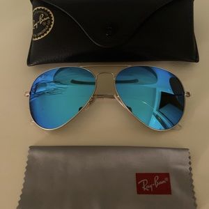 Ray-Ban Aviator Sunglasses Mirrored RB3025
